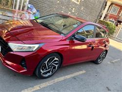 هیوندای i20